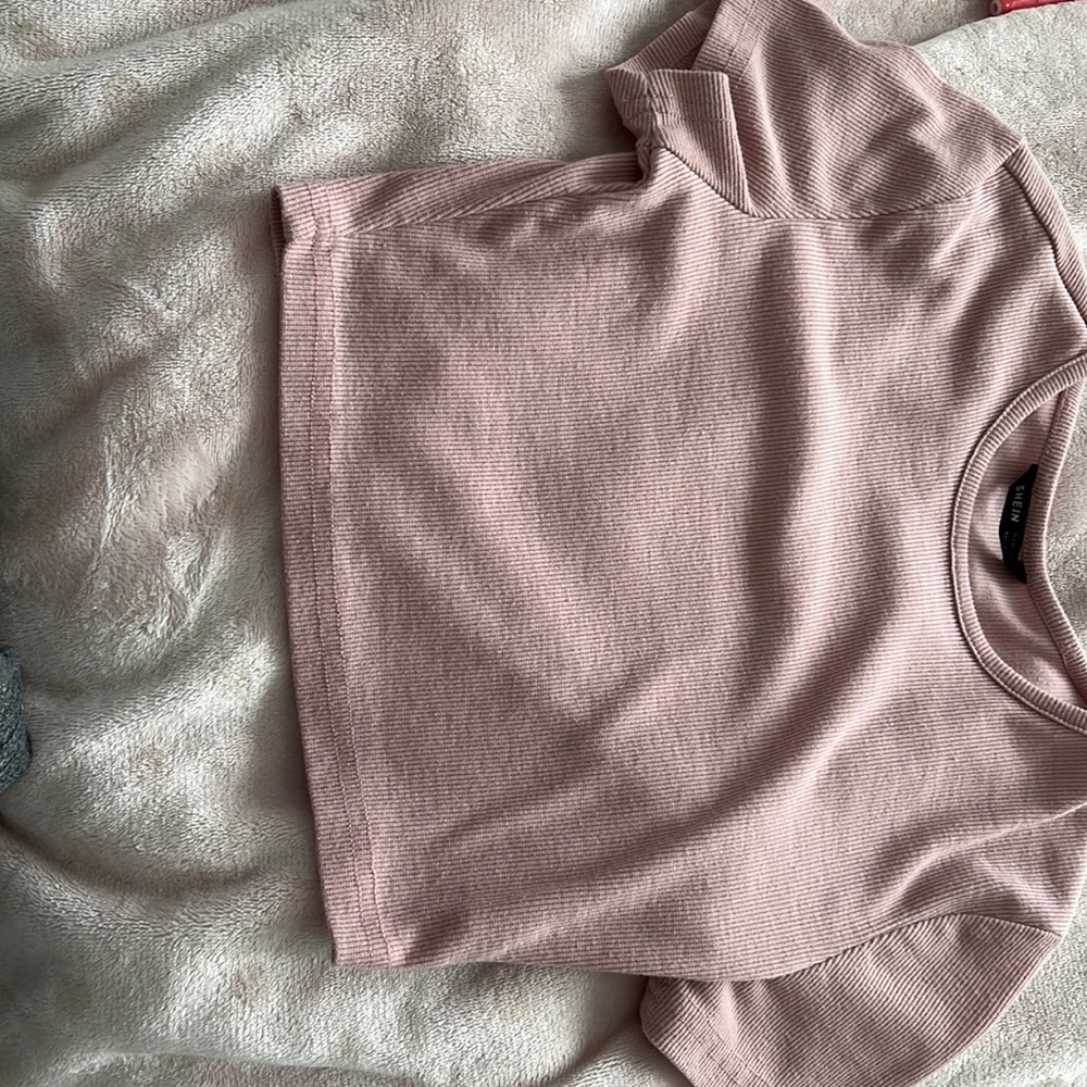 SHEIN crop top